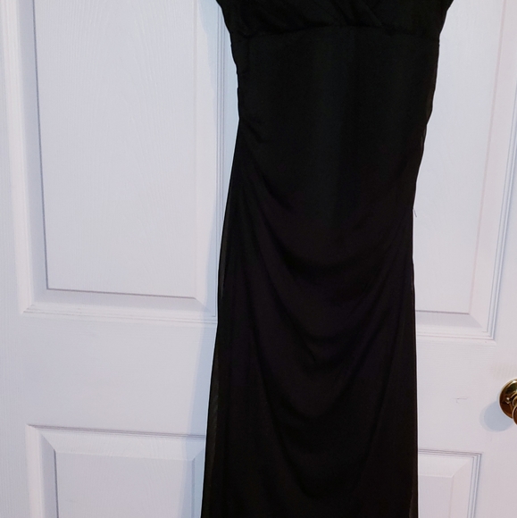 Dress - Picture 2 of 5